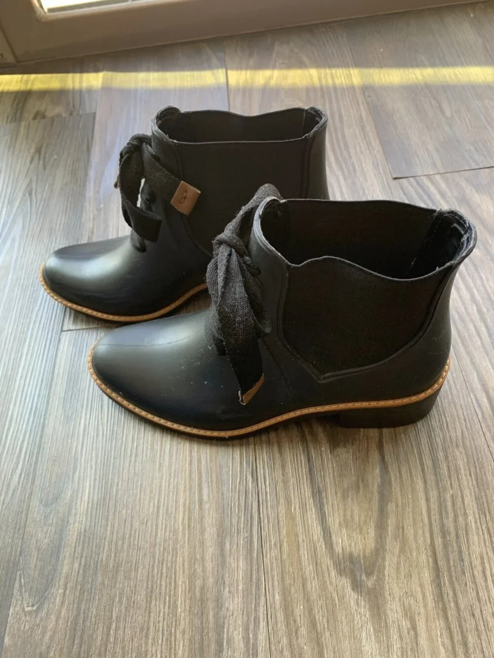Short Rain Boots